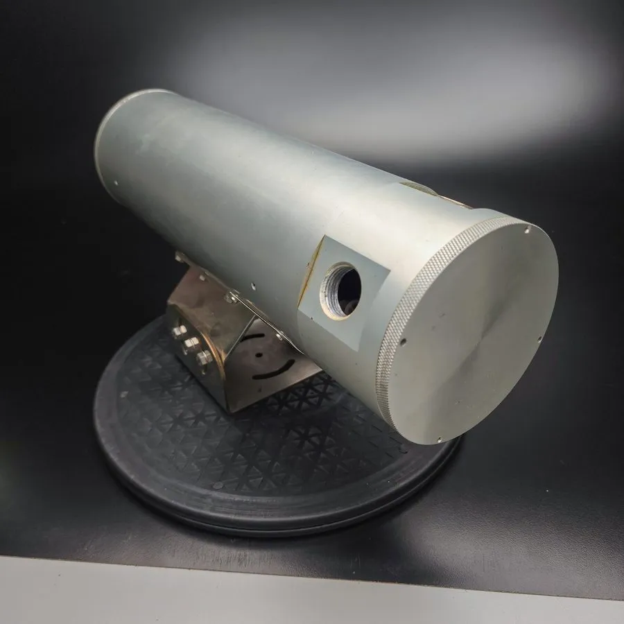 Камера Bosch VEN-650V05-2A3 EX65 Aluminum Explosion Protected Bullet Camera Day/ — фото лота 1
