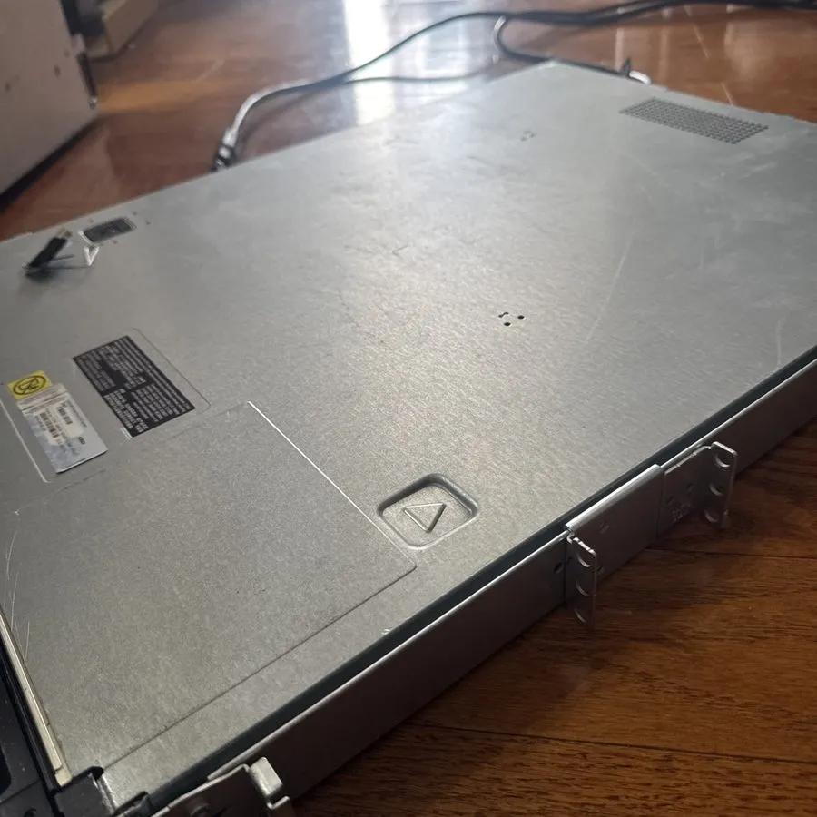 Сервер DELL POWERVAULT NX300 1x intel xeon E5506 16GB RAM No HDD No OS Server