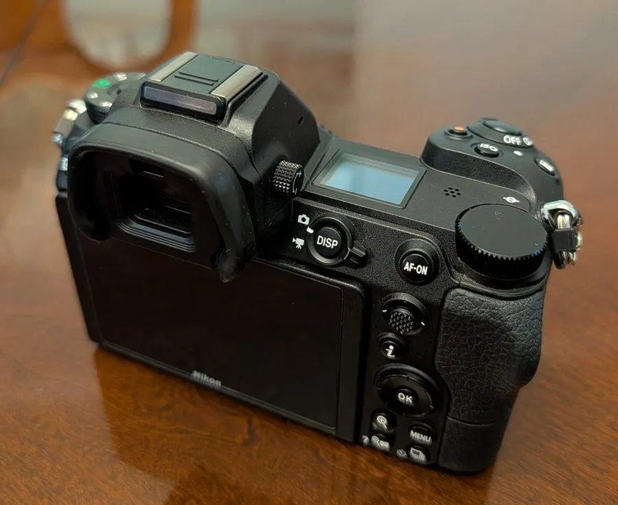 Фотокамера Nikon Z6II Z6 II 24.5MP Mirrorless Digital Camera Body [EXC+] — фото лота 2