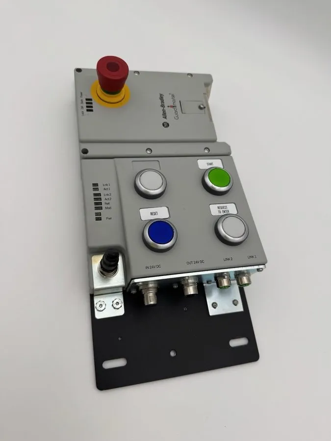 Реле безопасности Opened Allen Bradley 442G-MABRB-UR-E0JP4679 /A Guardmaster Eth — фото лота 1