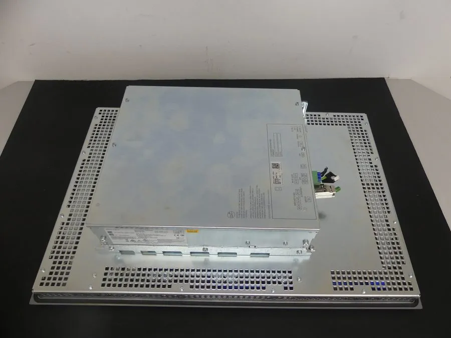 Промышленный компьютер Siemens 6AV7260-2GM41-0BX6 SIMATIC IPC677D 22in Touch Pan