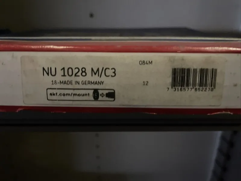 Подшипник SKF NU 1028M/C3 SINGLE ROW BRASS CAGE CYLINDRICAL ROLLER BEARING 140x2 — фото лота 1
