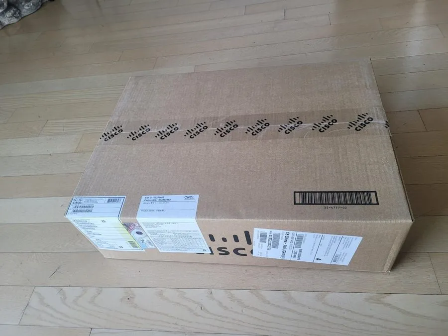 Коммутатор Cisco C1000 C1000-48T-4G-L 48 Port PoE Gigabit Ethernet Switch