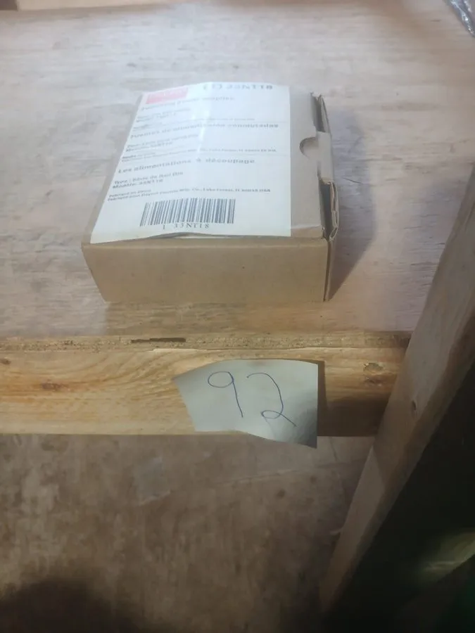 Блок питания Dayton 33NT18 Linear DIN Rail DC Power Supply Input 100-240 VAC Out — фото лота 1