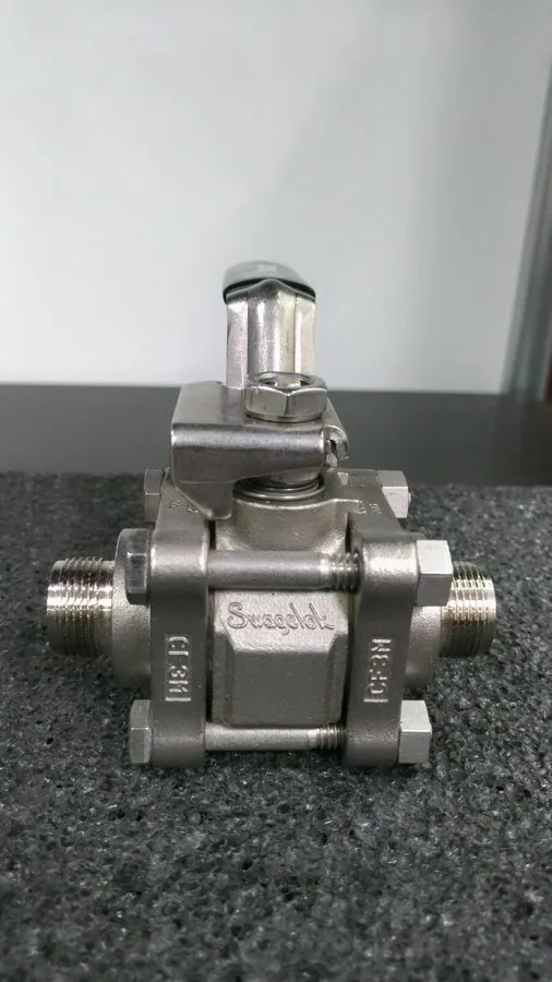 Клапан SWAGELOK SS-63TS8 Stainless Steel 3-Piece 60 Series Ball Valve