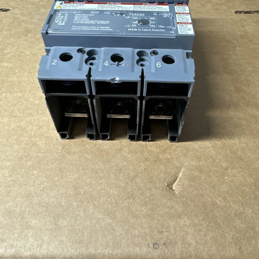 Автоматический выключатель Siemens 3VA5217-5EC31-0AA0 175Amp 3-Pole Circuit Brea