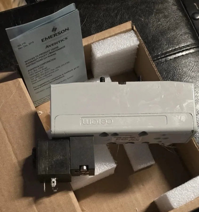 Электромагнитный клапан Aventics R432006441 Solenoid Valve 150PSI 24VDC 2.5W GT-