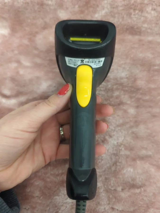 Сканер штрих-кода Symbol LS2208SR20007 Laser Barcode Scanner