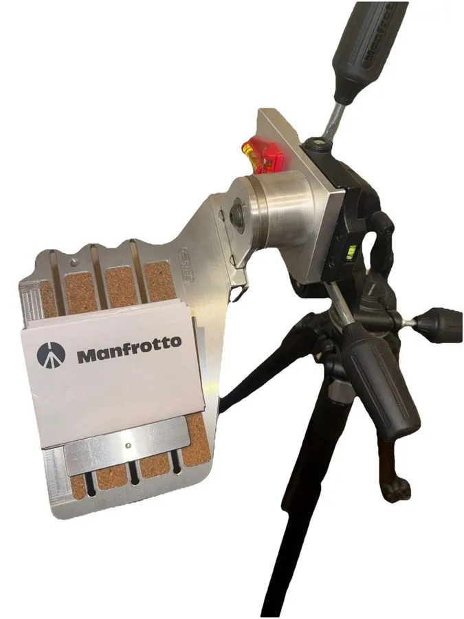 Оборудование видеонаблюдения Manfrotto 190, TRIPOD with 808RC4 FLUID HEAD, 3 Sec