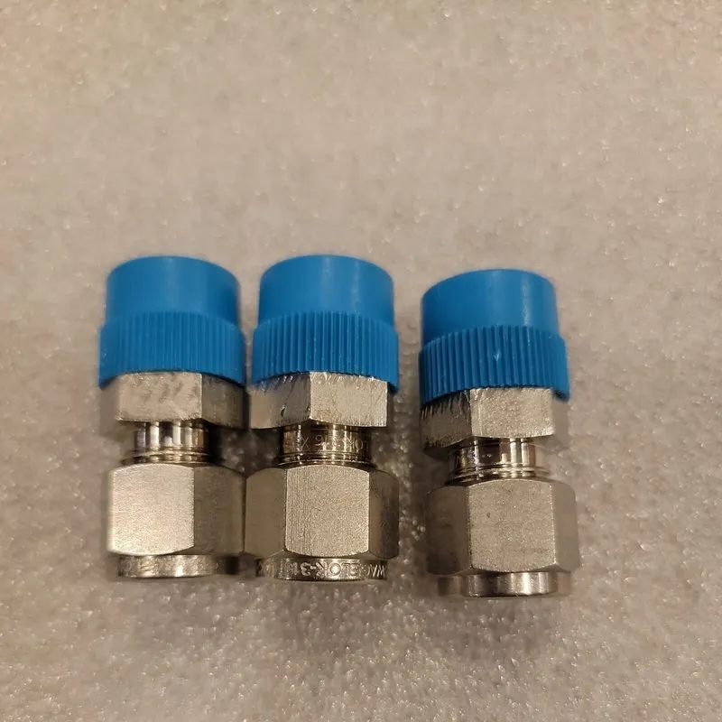 Разъём Swagelok SS-600-1-6 Stainless Steel Male Connector Fitting 3/8 x 3/8