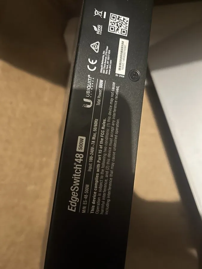 Коммутатор EdgeSwitch 48 500W by Ubiquity Networks ES-48-500W with SOME CONDITIO