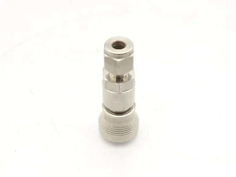Фитинг SWAGELOK SS-QC4-B-400 VALVE