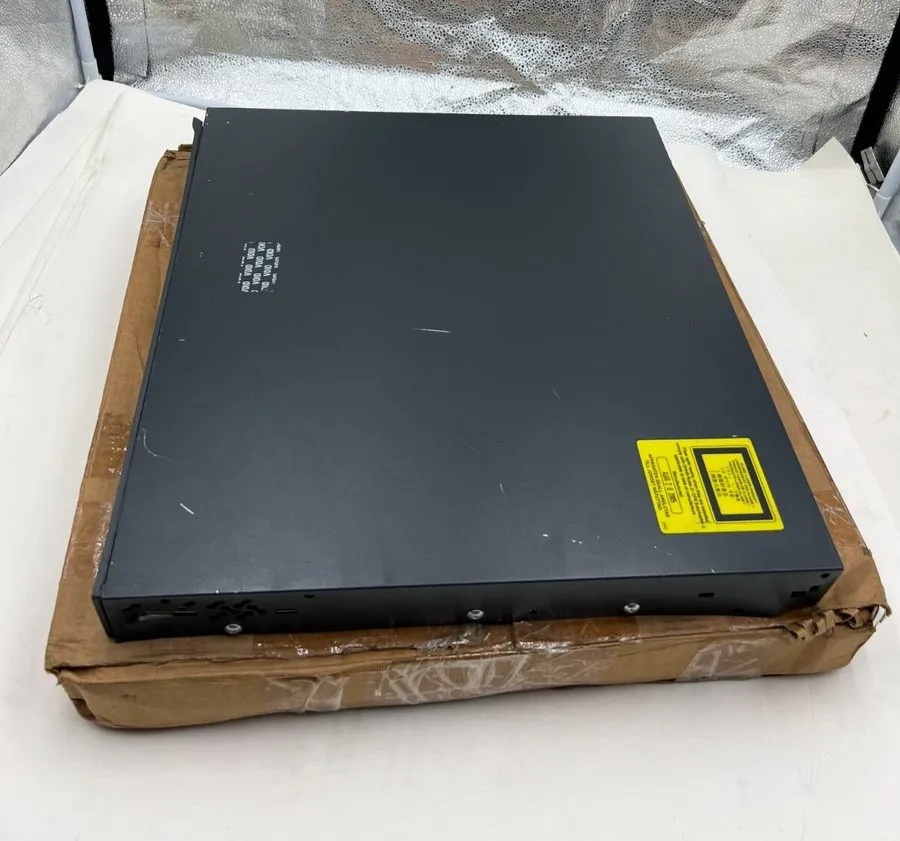 Коммутатор Cisco Networking Equipment: 24 Port PEO (Switch): Catalyst 3750G