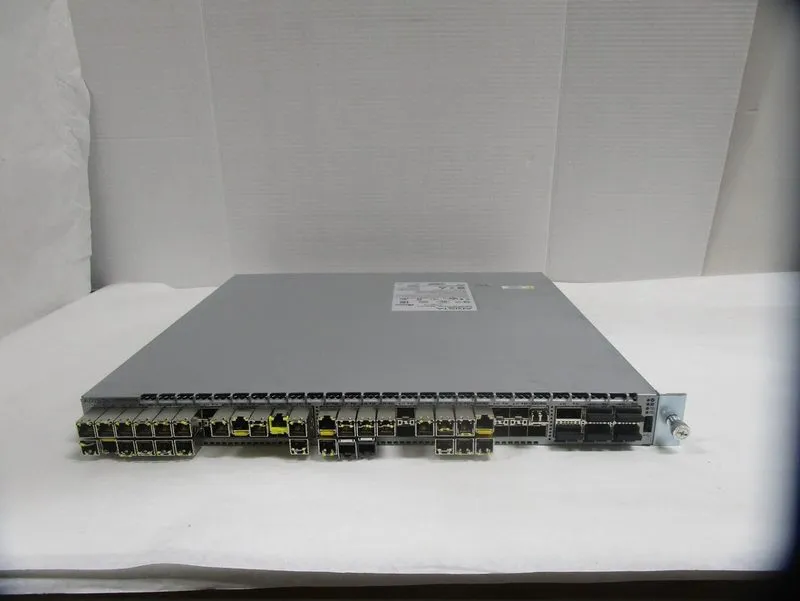 Коммутатор ARISTA DCS-7050SX2-72Q 48-Port 10Gbe SFP +6x 40Gb Network Switch w/ 3