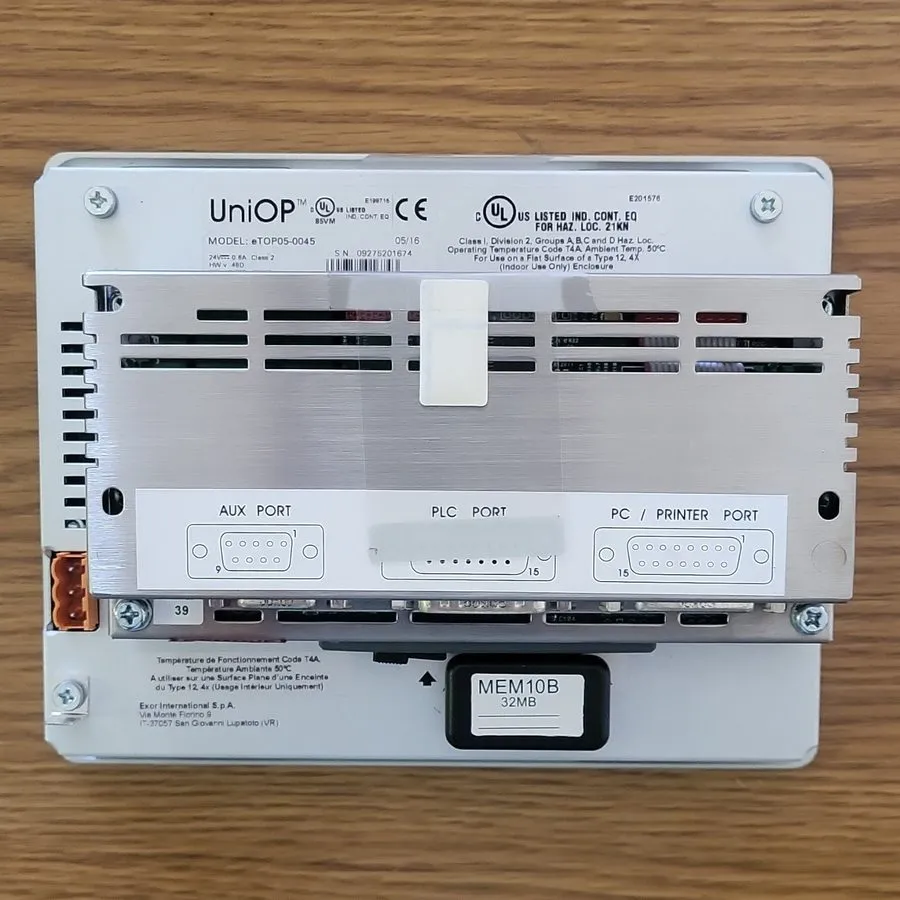 Панель оператора UniOP eTOP05-0045 24VDC HMI Operator Panel Cassette Mounted — фото лота 1