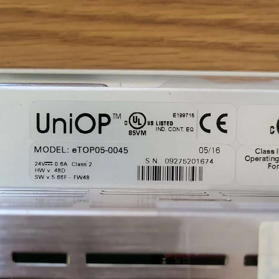 Панель оператора UniOP eTOP05-0045 24VDC HMI Operator Panel Cassette Mounted — фото лота 2