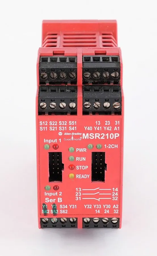 Реле безопасности Allen-Bradley 440R-H23176 MSR210P Safety Relay 24VDC Series B