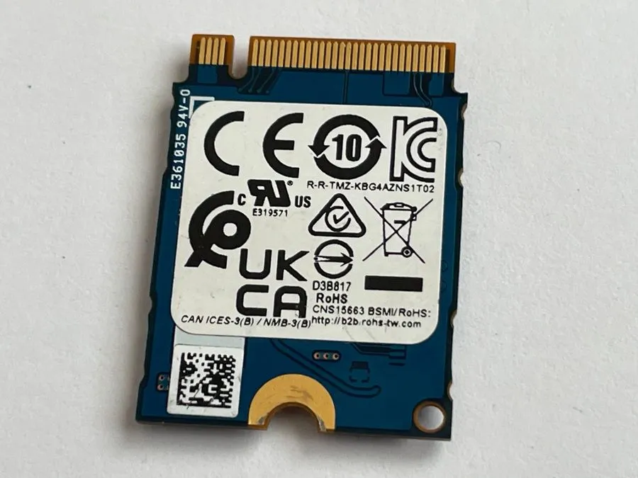 KBG40ZNS256G