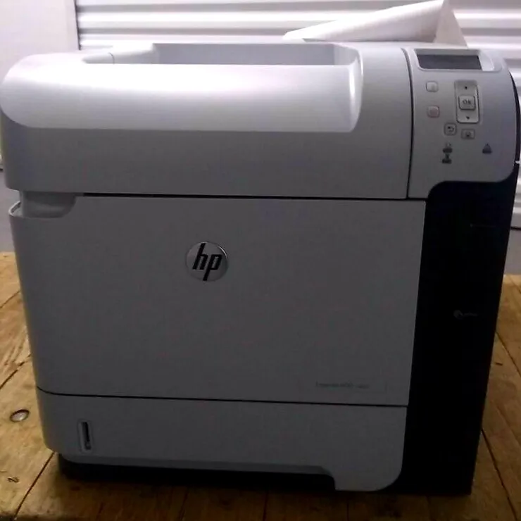Лазерный принтер HP Laserjet 600 M601N Laser Printer (CE989A)