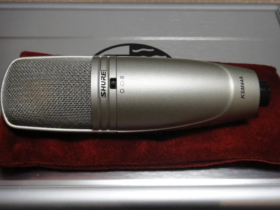 Микрофон Shure KSM44A Multi-Pattern Dual Diaphragm Microphone