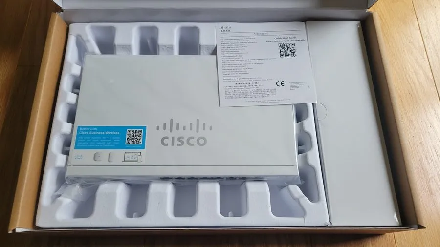Коммутатор Cisco Business 110 Series CBS110-16T 16-Port Gigabit Ethernet Switch 