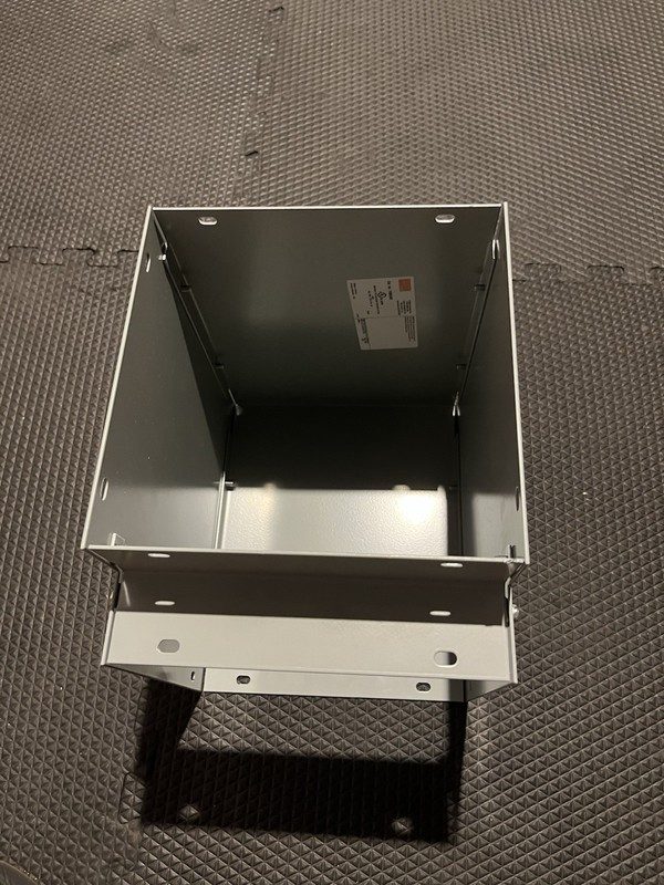 Монтажный шкаф NVENT HOFFMAN ENCLOSURES F88G90E 90 Degree Elbow Enclosure 8x8in  — фото лота 2