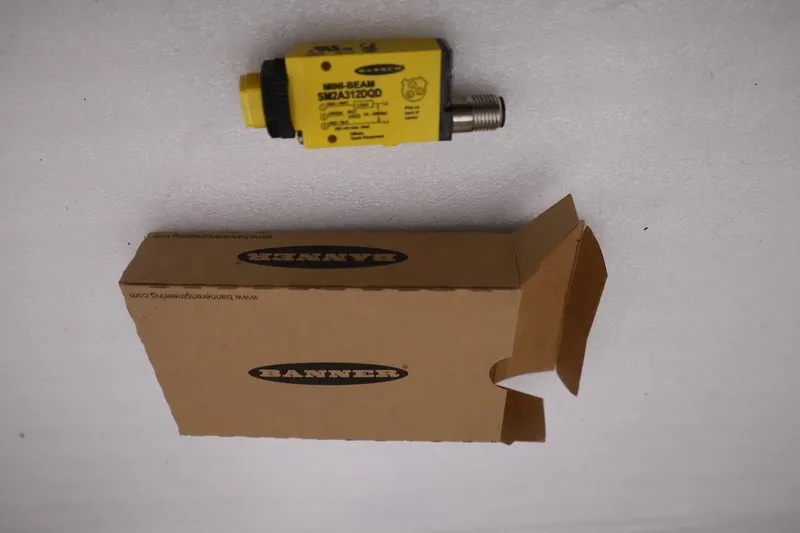 Фотоэлектрический датчик BANNER SM2A312DQD Mini-Beam Photoelectric Sensor 24-240
