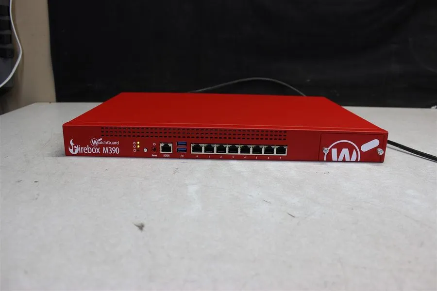 Межсетевой экран WatchGuard Firebox M390 Firewall CL3AE8