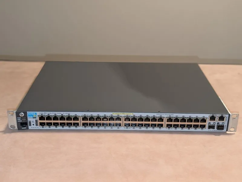 Коммутатор Aruba 2530 J9778A 48-Port PoE+ 10/100 Ethernet Switch