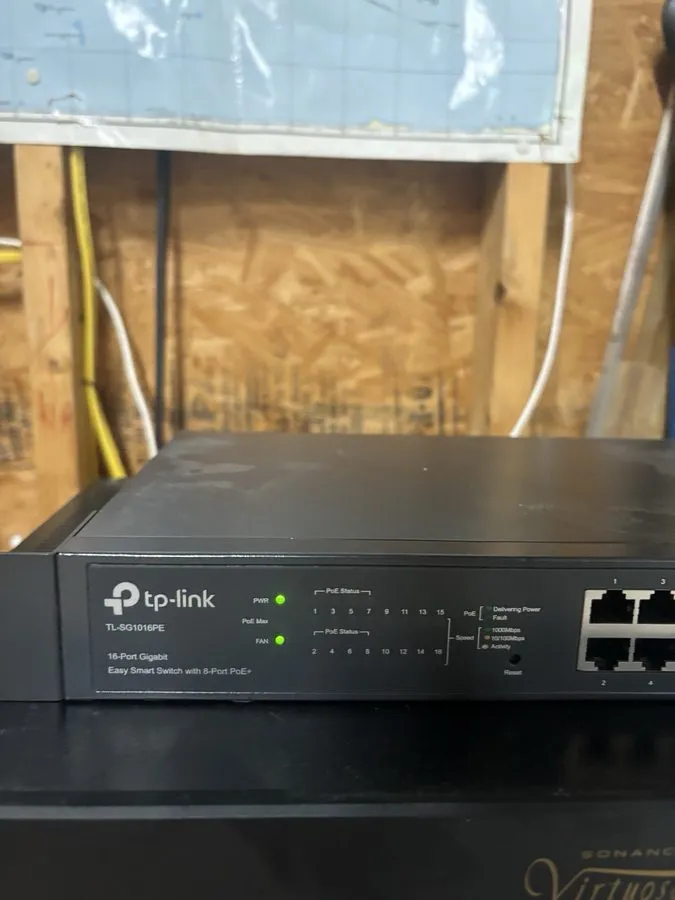 Коммутатор TP-Link TL-SG2428P Omada JetStream 28-Port Gigabit Switch 24 PoE+ 250