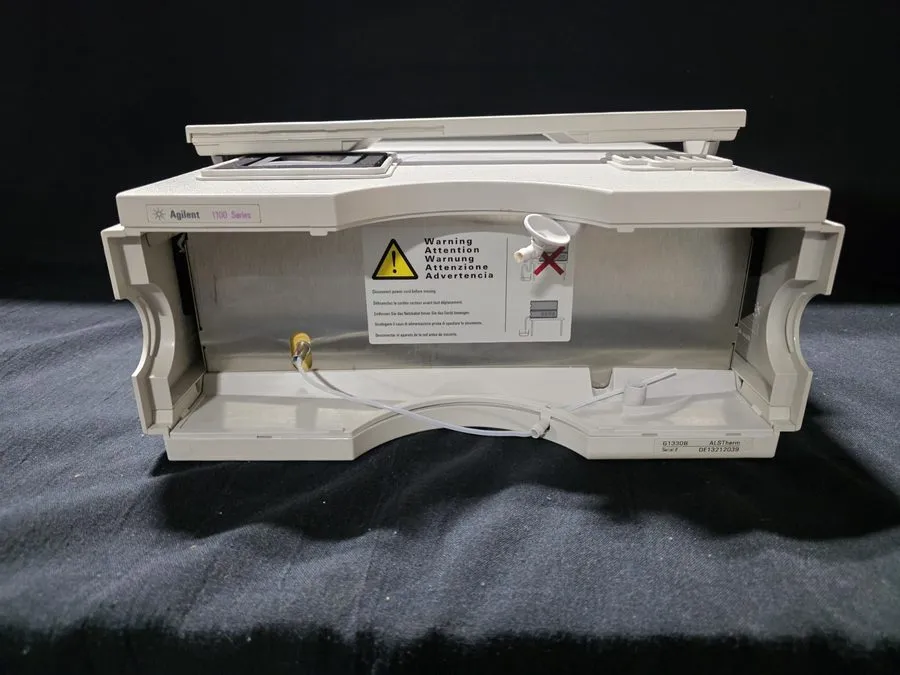 Хроматограф Agilent 1100 Series ALS Therm Autosampler Thermostat HPLC G1330B