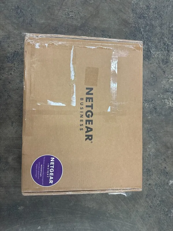Коммутатор NETGEAR (GS752TP-200NAS) 48-Port POE Ethernet Switch