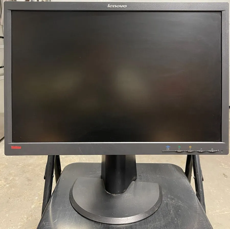Монитор Lenovo ThinkVision LT2252p 22" Monitor 1680x1050 5ms 250Nit VESA 100x100