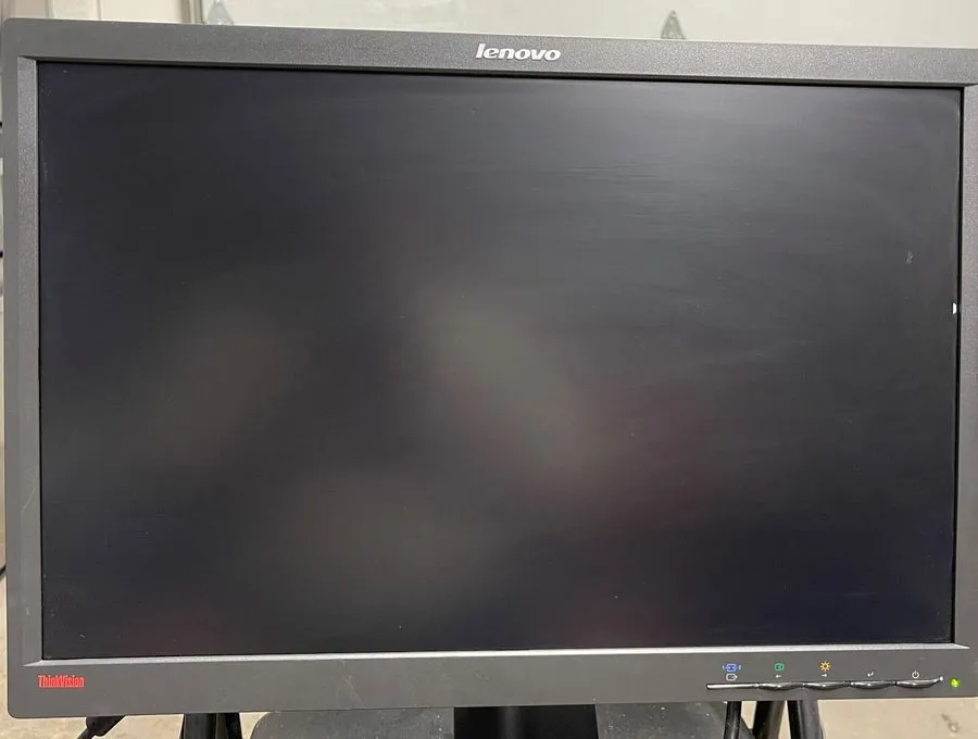 Монитор Lenovo ThinkVision LT2252p 22" Monitor 1680x1050 5ms 250Nit VESA 100x100 — фото лота 2
