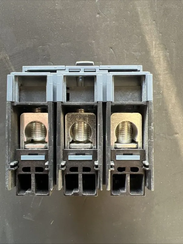 Автоматический выключатель Siemens 3VA4170-4ED34-0AA0 Circuit Breaker 3P/70A /48 — фото лота 4