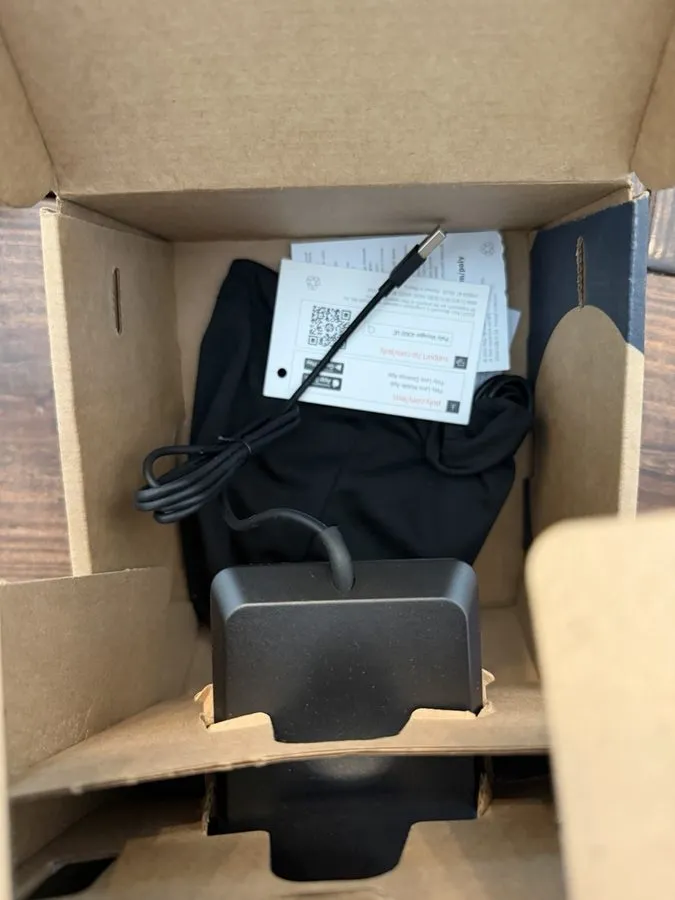 VoIP-шлюз Poly Voyager 4310 UC Wireless Headset BT700 USB-C Dock Noise Cancellin — фото лота 1
