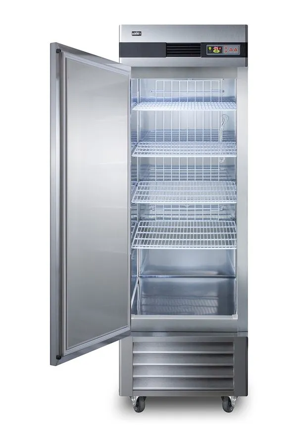 Морозильный шкаф Summit SCFF237LH 28"W 23 Cu. Ft. Reach-In Commercial Freezer St — фото лота 2