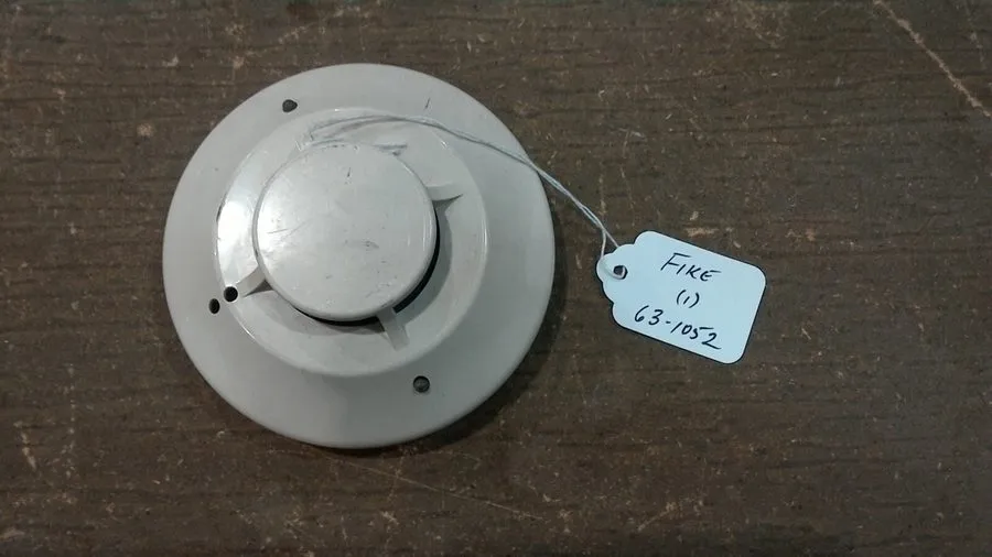 Оборудование пожарной сигнализации Fike 63-1052 Addressable Photo Smoke Detector — фото лота 1