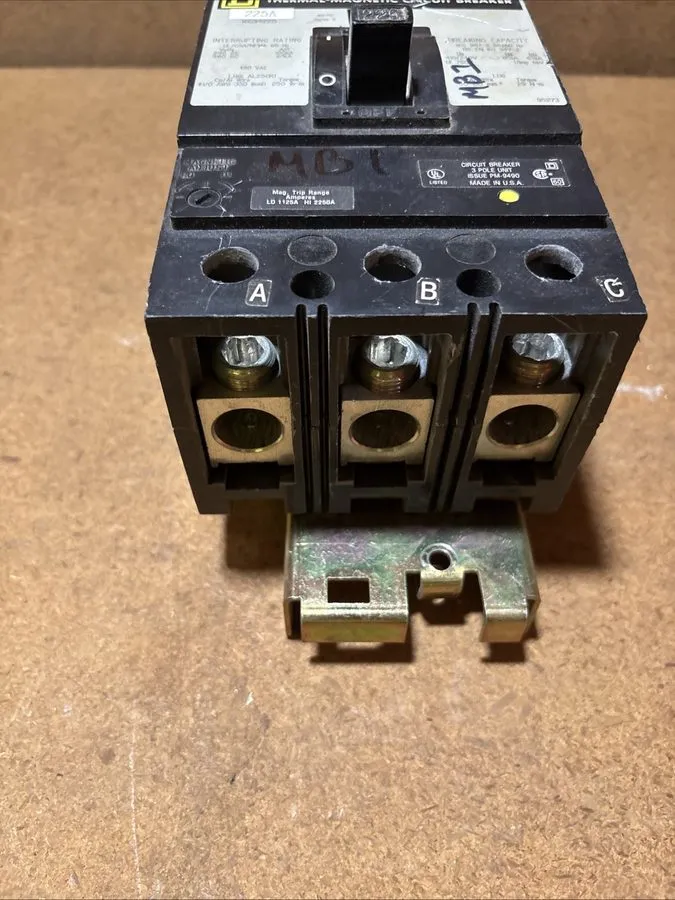 Автоматический выключатель Square D I-Line KC34225 3 Pole 225 Amp 480V Circuit B — фото лота 2