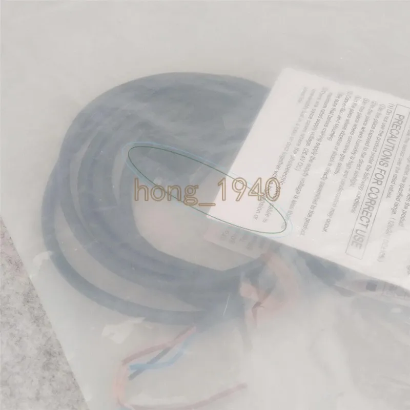 Фотоэлектрический датчик OMRON Photoelectric switch Sensor 12-24VDC E3Z-D62