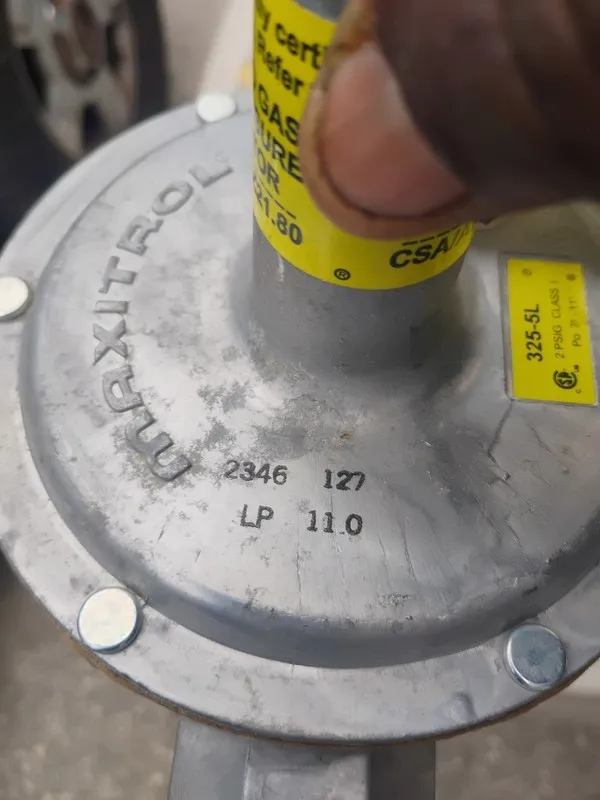 Трубопроводная арматура Maxitrol 325-5L Gas Pressure Regulator 3/4" IPS Model 32