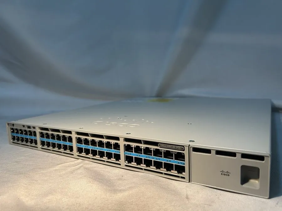 Коммутатор Cisco Meraki C9300X-48HX-M Catalyst 48-Port mGig UPOE+ Switch UNCLAIM