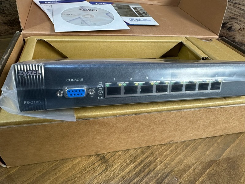 Фото лота ES-2108PWR от продавца №56934
