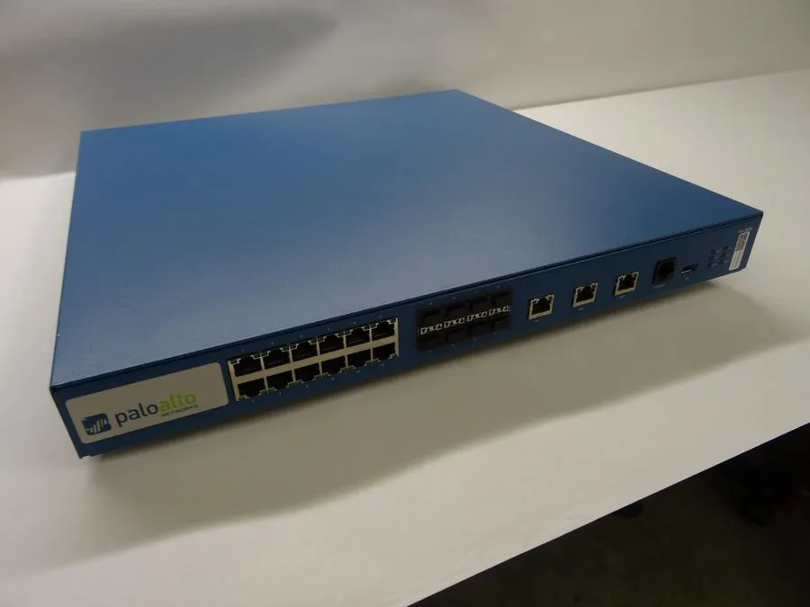 Межсетевой экран Palo Alto PA-3020 12-Port GbE 8-Port SFP Security Firewall