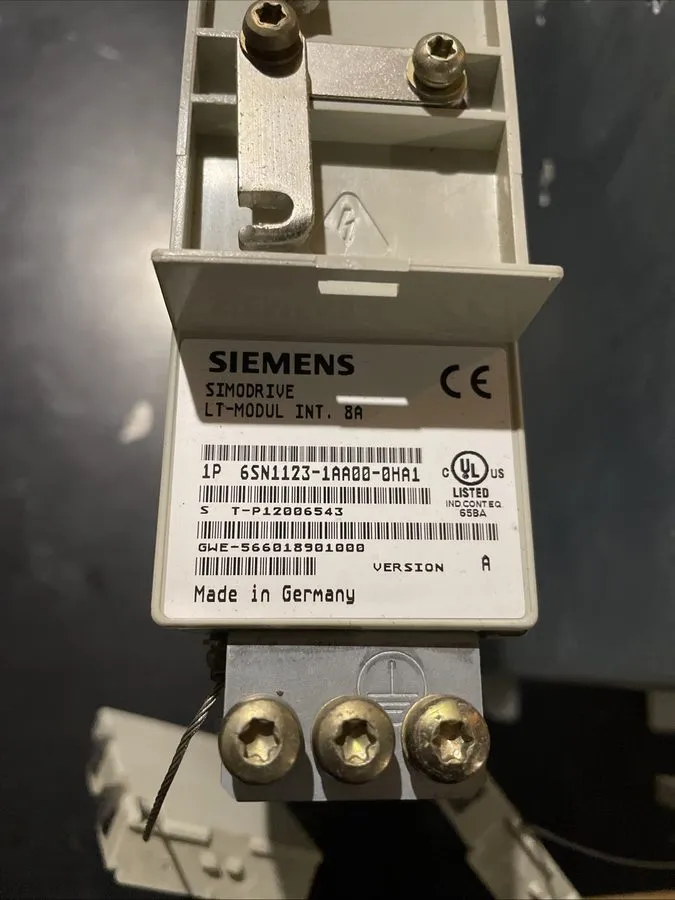 Сервоусилитель 6SN1123-1AA00-0HA1 SIEMENS SIMODRIVE 611 Module — фото лота 1