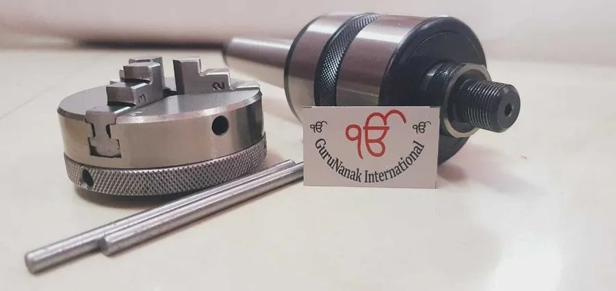 Режущий инструмент Revolving Center MT2 MT3 MT4 Shank+3 Jaw Self Centering 65mm  — фото лота 2