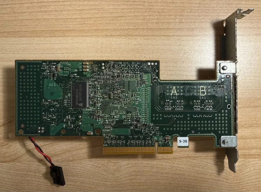 Контроллер PERC 47MCV H200 6Gb PCI-e SAS SATA 8-Port Raid Controller 047MCV