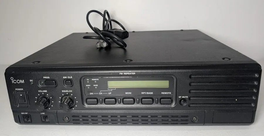 Ретранслятор ICOM IC-FR-4000-3 UHF Repeater 32 Channels GMRS 450-480 MHz, 50W