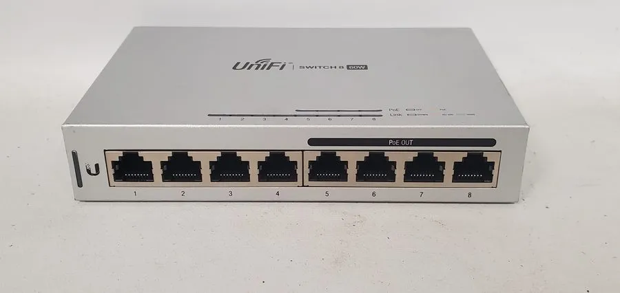 Коммутатор Ubiquiti Networks Unifi Us-8-60W 8 Port Ethernet Switch
