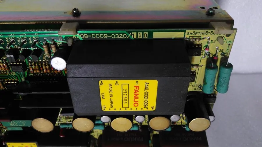 Сервоусилитель FANUC VELOCITY CONTROL UNIT A06B-6047-H003 A20B-0009-0320/11D
